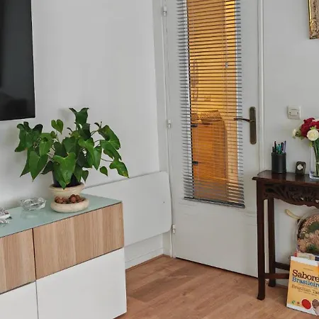 T2 Meuble 1 Er Etage Dans Un Quartier Calme A 17 公寓 巴黎