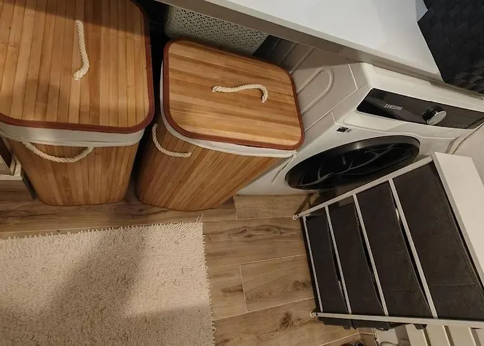 T2 Meuble 1 Er Etage Dans Un Quartier Calme A 17 Apartman Párizs